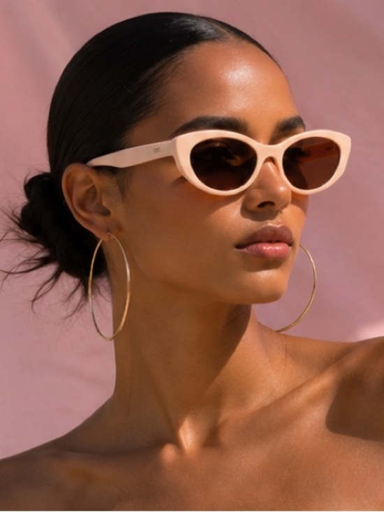 Kate Moss x Zara Cat eye sunglasses w plastic frames NWT. Lmtd Collaboration.